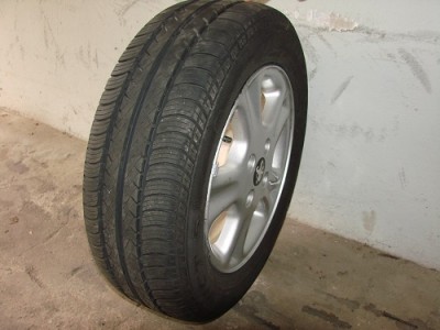 Räder 406 006.JPG (77.93 KiB) 884 mal betrachtet Räder 406 006.JPG