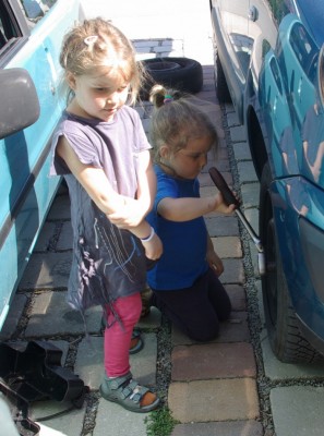 autoschrauber_02.JPG (216.12 KiB) 2267 mal betrachtet autoschrauber_02.JPG