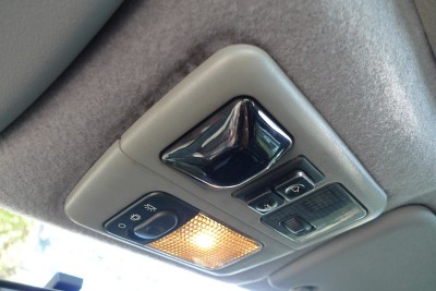 2012-09-25 001 Peugeot 306 - Innenraumleuchte_a.jpg (190.9 KiB) 1466 mal betrachtet 2012-09-25 001 Peugeot 306 - Innenraumleuchte_a.jpg