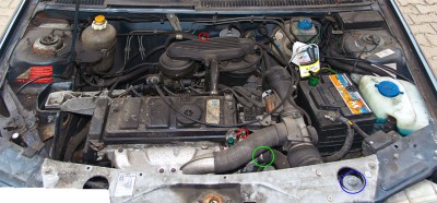 Motorraum.jpg (234.62 KiB) 4761 mal betrachtet Motorraum.jpg