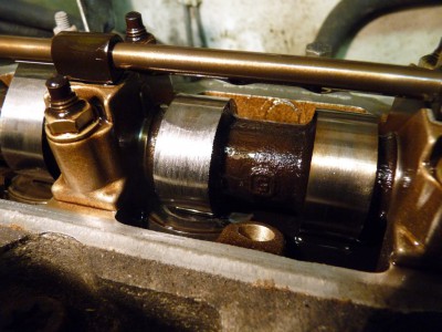 205 Nockenwelle 3.Zylinder.jpg (179.01 KiB) 3105 mal betrachtet 205 Nockenwelle 3.Zylinder.jpg